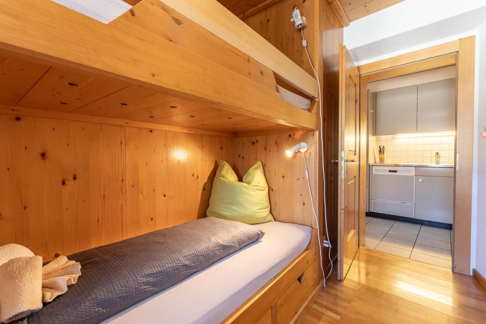 Appartamento Chasa Tredeschin Scuol Esterno foto