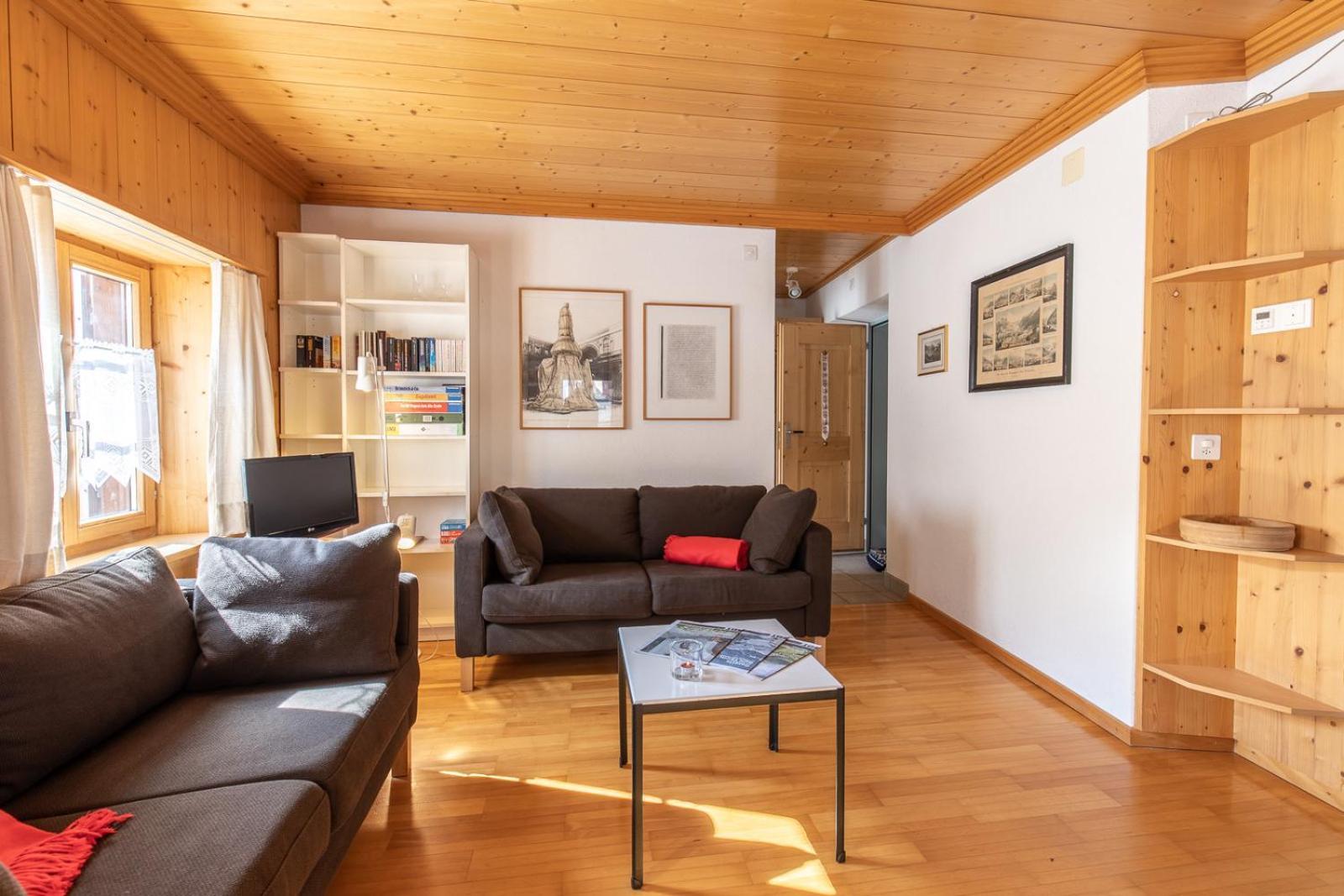 Appartamento Chasa Tredeschin Scuol Esterno foto