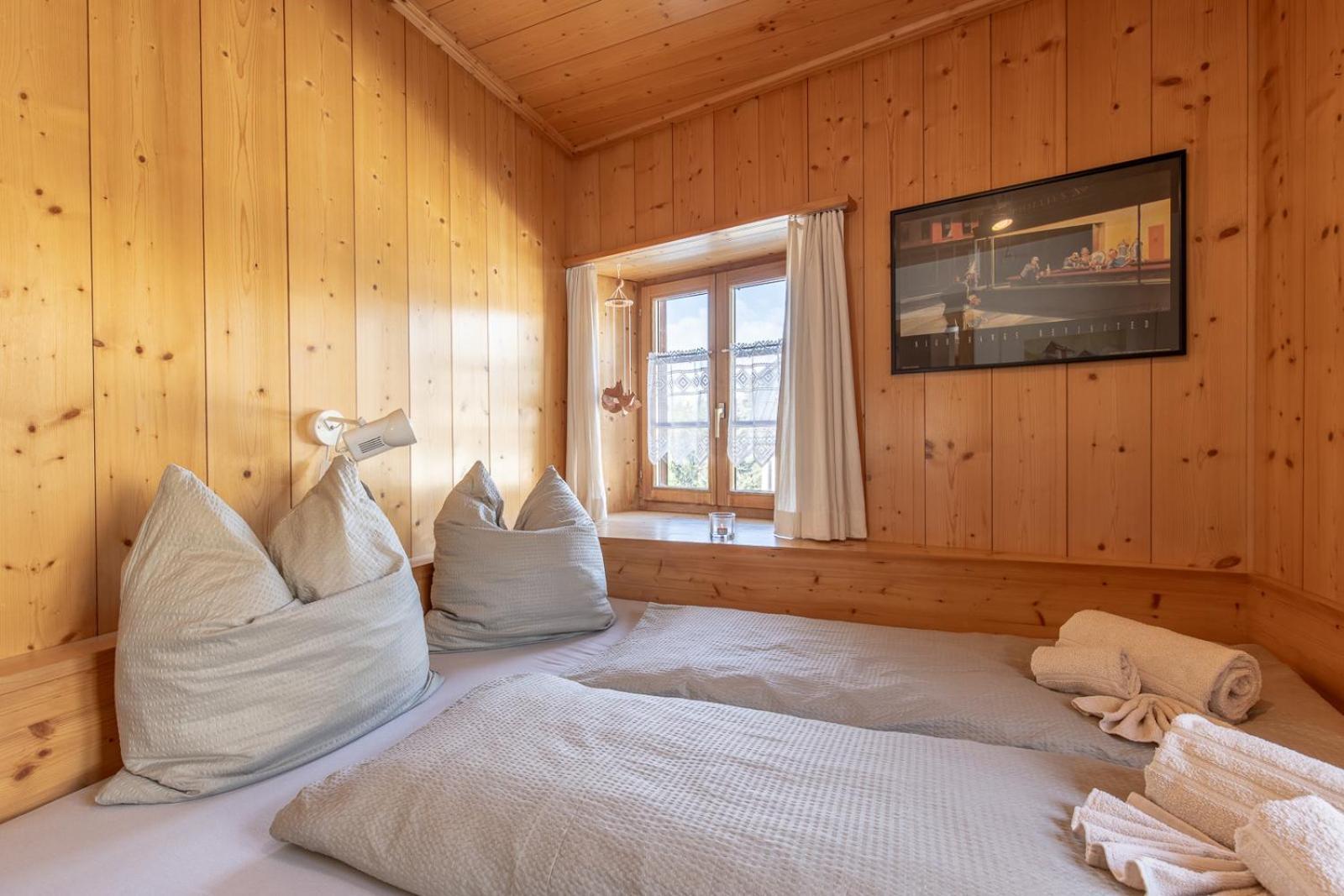Appartamento Chasa Tredeschin Scuol Esterno foto